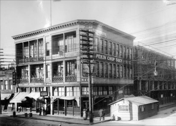 The Chinese Freemasons building at 5 W. Pender St. in Vancouver in October 1911. (City of Vancouver Archives (AM54-S4-1-M-14-: M-14-62))